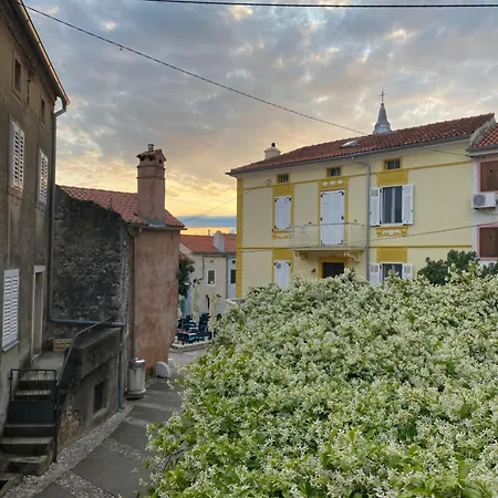 Lokvica * Omisalj